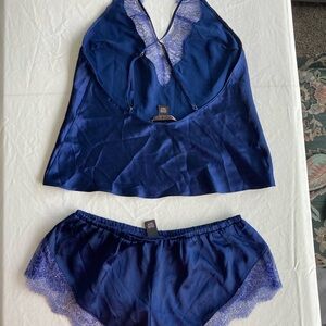 VS Chantilly Lace & Satin Cami and Short Set in Ink Blot XS